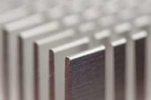 適切なアルミニウムの選択:ビレット、鋳造、鍛造 - 主な違いについて説明 