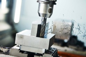 スピンドル速度を理解する:CNC 加工成功の鍵 