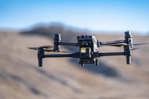 工业无人机零件制造：挑战、解决方案和现实世界的成功案例 