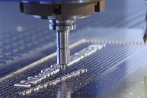 掌握 CNC 雕刻：类型、优点和实际用途 