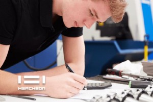 正確な CNC 加工コスト分析:ROI を向上させ、情報に基づいた意思決定を行う 