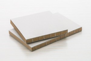 合板エッジバンディングの最適化:家具工場向けの効率的な技術 