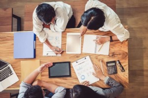 CNC 機械加工ビジネスの立ち上げ:成功への実証済みのステップ 