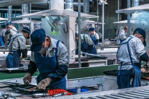 Dominar el ensamblaje de máquinas CNC:un método probado paso a paso 