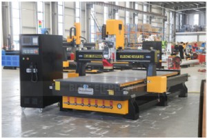 1535 ATC CNC キャビネット製造機セットがベネズエラに納入 