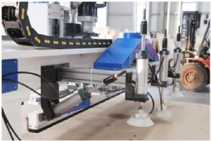 La machine d emboîtement CNC Premium 1530 ATC sera livrée au Canada 