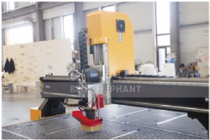 Jinan Blue Elephant の 2060 Linear ATC CNC 木材彫刻機 – カナダに出荷中 