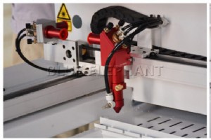 Machine de découpe et de gravure laser CO2 de 1 610 L expédiée à Limassol, Chypre 