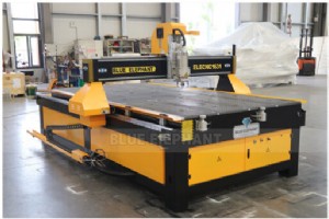 プレミアム 1631 CNC 木工機械がマレーシアのペナンに納入 