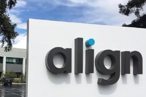 CO2 レーザー切断機で利益を得る:2024 エキスパート ガイド 