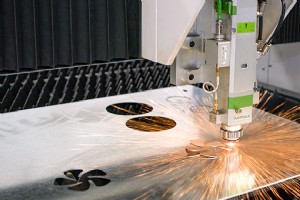 専門家による CNC 金属切断機の比較と選択ガイド 