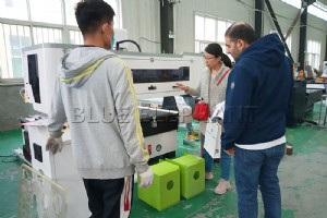 カタールの顧客限定のご招待:ブルー エレファントの先進的な CNC 工場のツアー 