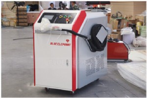 Soldadora láser de fibra tres en uno de 1500 W:entregada a ElPaso, EE. UU. 