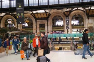 Blue Elephant がフランスの世界中のユーザーに専門的な技術サポートを提供 