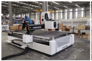 信頼性の高い 2030 ATC CNC 木材切断機 – ニュージーランドのオークランドへの配送準備完了 