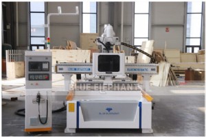 プロフェッショナル CNC 機械コレクション:ネスティング、エッジバンディング、テーブルソー、ヒンジ付きドリル、F97 