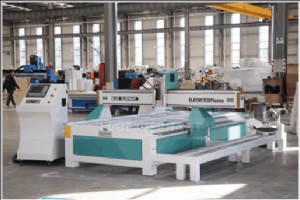 効率的な 1530 プラズマ切断機がルワンダに到着 – ステンレスおよび炭素鋼の製造に最適 