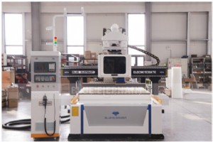 プレミアム 1530 5×10 CNC ネスティング マシン:カナダへの発送 