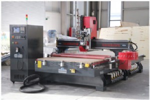 新しい 1637 ATC 3 軸 CNC ルーターがトロントに納入 – カスタムビルドと精密ツーリング 