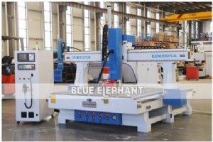 2020 ATC 4 軸 CNC 木工機械がヒューストンに納入 