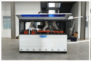 ブルーエレファントCNC、マラウイにスライディングテーブルソーH45Eと自動研磨機を送付 