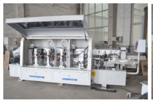 Blue Elephant bringt die erschwingliche Kantenanleimmaschine E-60 für den US-Markt auf den Markt 