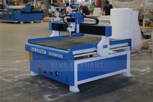 ELECNC1212 CNC ルーターのオランダへの出荷:高精度木工ソリューション 