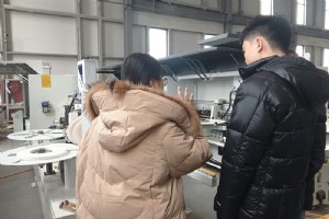 ブルーエレファントCNCがタイのゲストを独占工場訪問に歓迎 