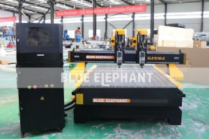 1530 マルチヘッド木製 CNC ルーターがバングラデシュに納入 – 迅速なセットアップと信頼性の高いパフォーマンス 