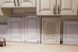 ベラルーシのお客様レビュー:回転装置付き 1325 木製 CNC ルーター 