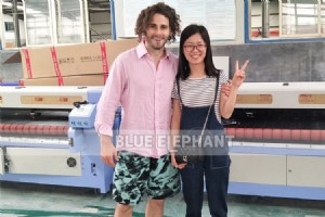 米国の投資家が中国で高級 CO2 レーザー彫刻機を模索 