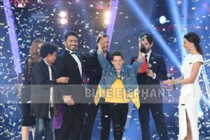 2040 3 軸 CNC 彫刻機 – 木材およびアクリルの精密切断 