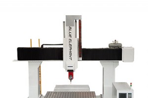 Blue Elephant 5 軸 CNC ルーター – 複雑な部品の精密 3D 加工 