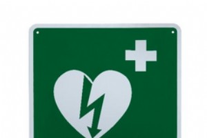 3 分間の AED 標準:命を救うための迅速なアクセスの確保 