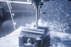 小型部品の精密 CNC 機械加工:材料、公差、設計のベスト プラクティス 