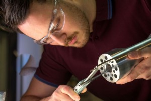 精密製造:正確なプロセスと高度なテクノロジーを習得する 