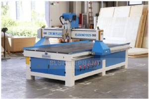 Cortadora de madera premium 1325 ahora enviada a Hamad, Qatar – Maquinaria CNC de máxima calidad