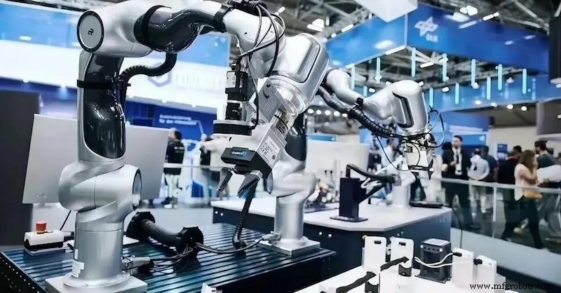 Robot Tangkas Mendemonstrasikan Teknologi Kontrol Kekuatan, Humanoid, dan AI Fisik Tingkat Lanjut di RTJ 2026 