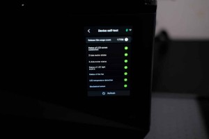 Elegoo Saturn 4 Ultraレビュー：レジンプリントにおける強靭な飛躍