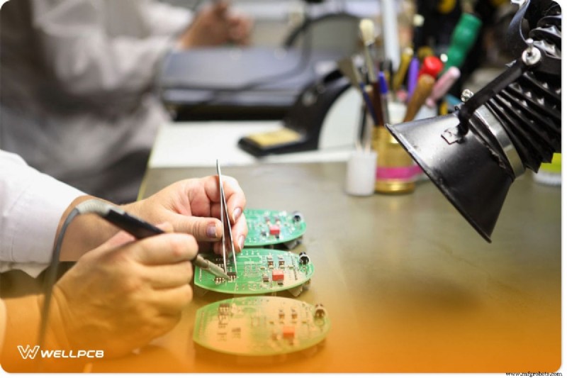 Guide expert pour réparer les cartes de circuits imprimés (PCB) – Techniques et conseils éprouvés 