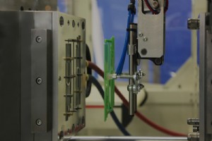 Spritzgießen mit Hochtemperatur-Engineering-Kunststoffen meistern